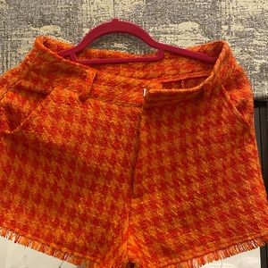 Boucle Shorta